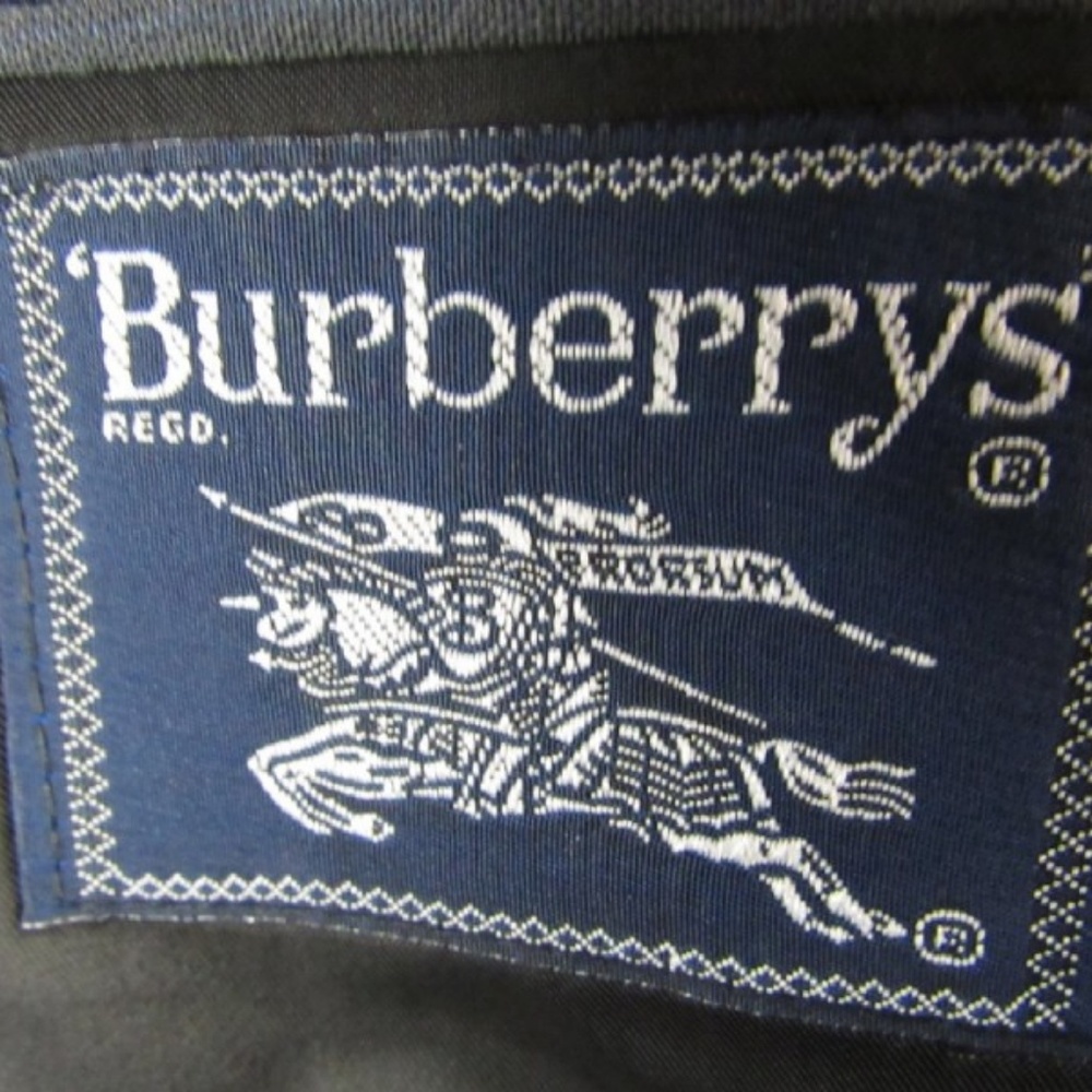 Burberrys men's suit